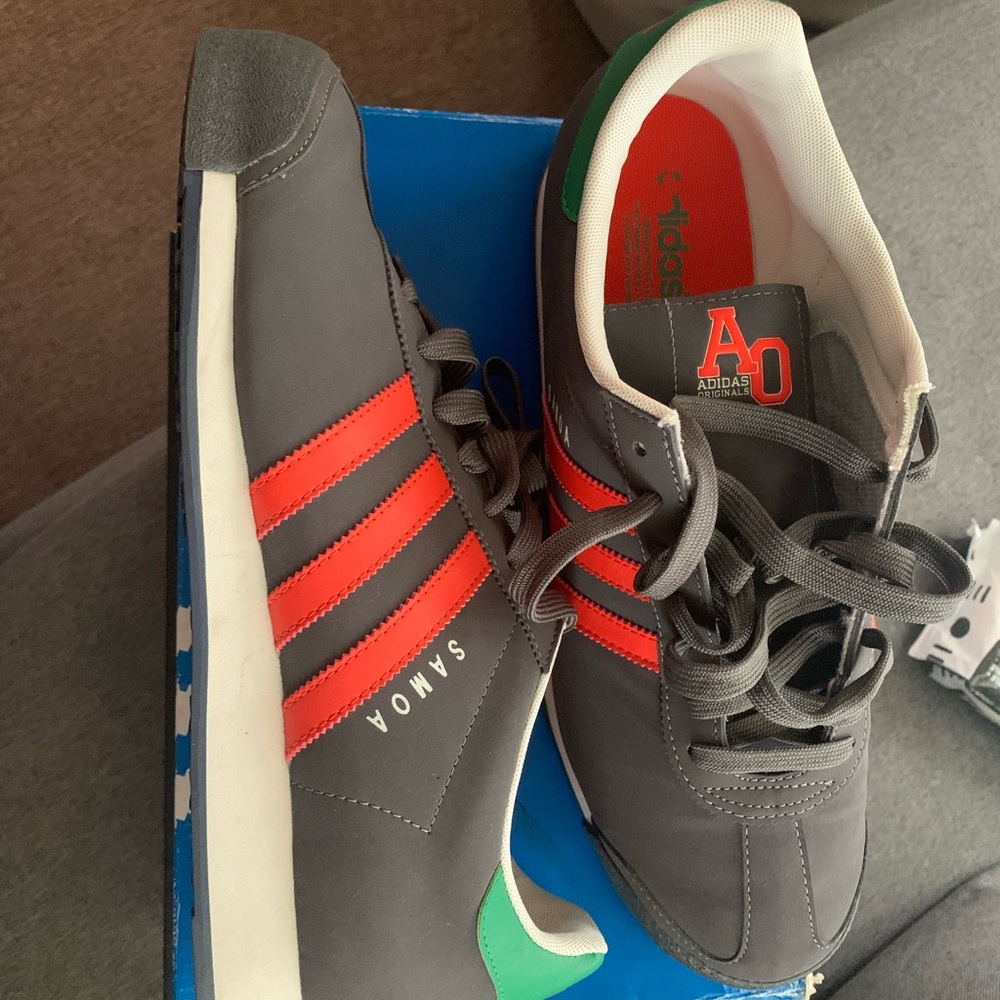 Men’s Lightly Used Adidas